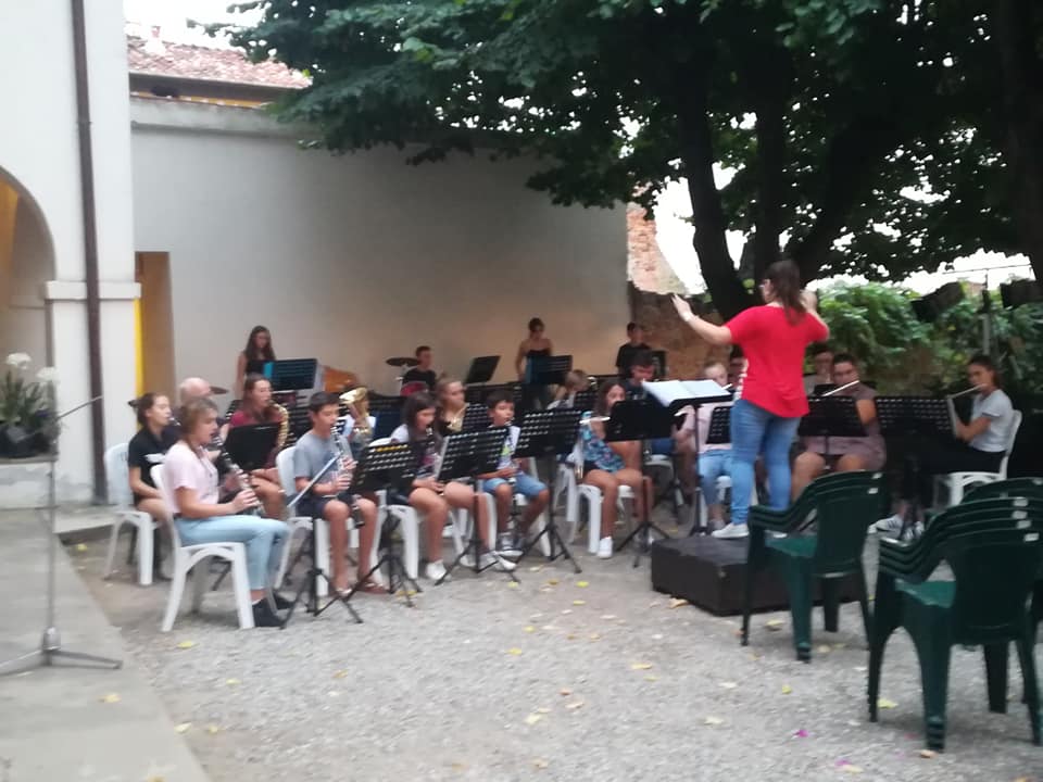 ….la musica non di ferma! #allievidacasa